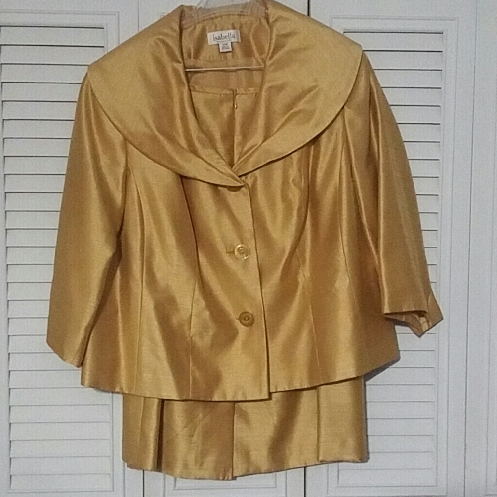 Metallic gold skirt suit with draped collar - 18w